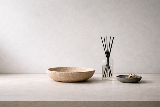 How to arrange decor for balance
