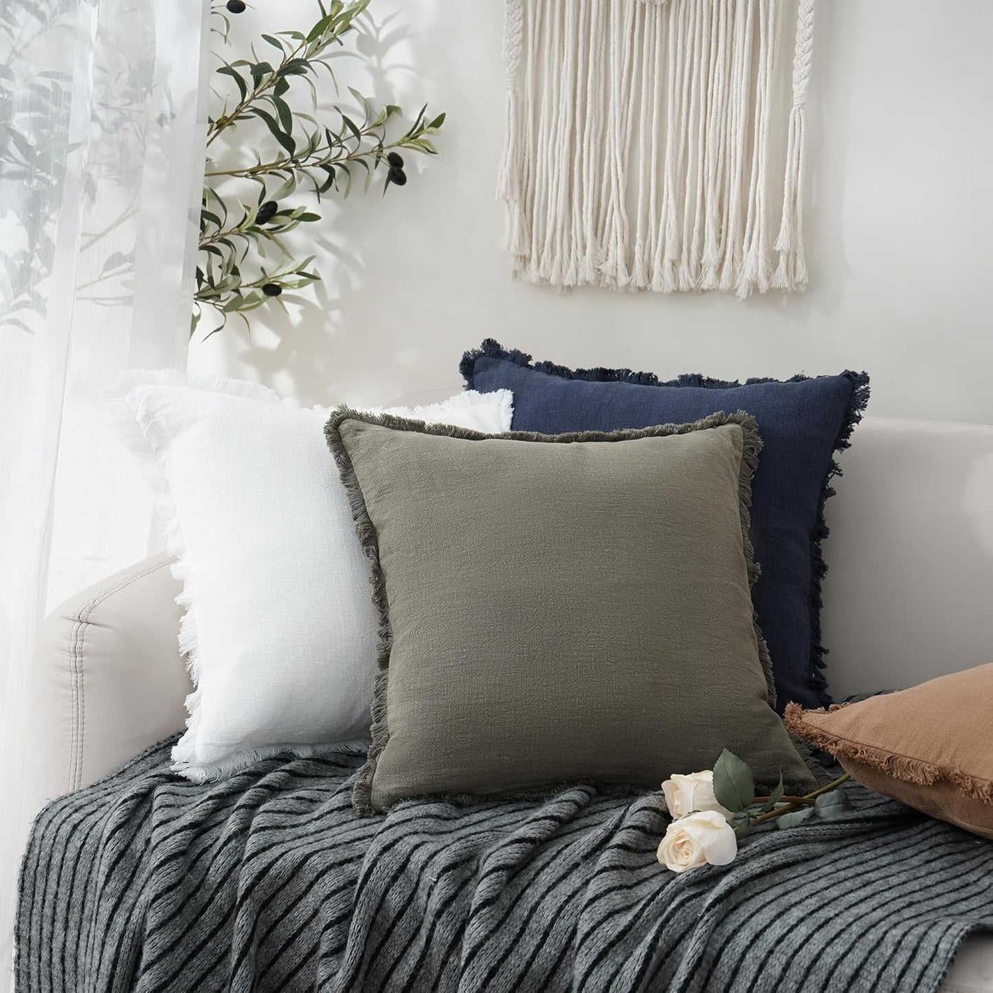 Foindtower Set of 2 Decorative Linen Fringe Throw Pillow Covers Cozy Boho Farmhouse Cushion Cover with Tassels Soft Accent Pillowcase for Couch Sofa Bed Living Room Home Decor,18×18 Inch,White