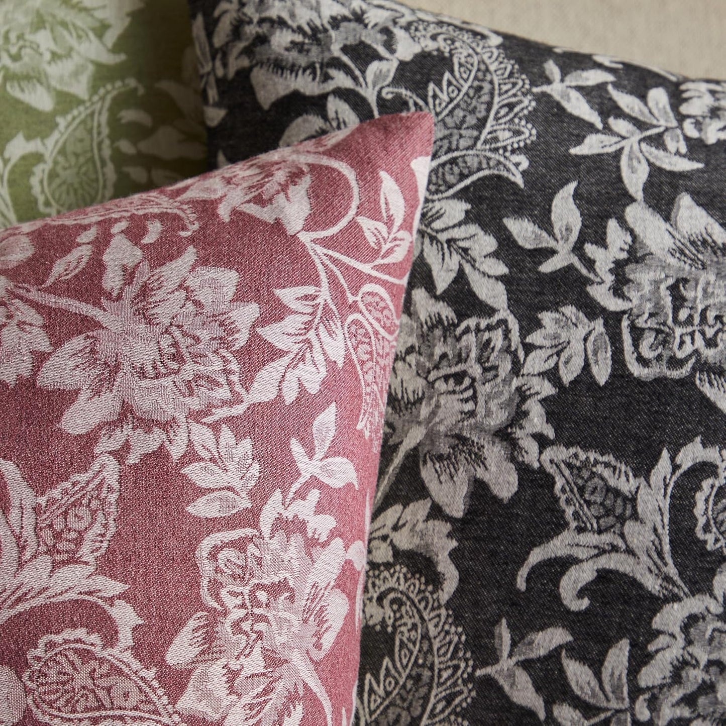 Floral Jacquard Throw Pillow Covers Set of 2, Background/Burgundy 20x20 Inch, Farmhouse Decorative Cotton Burgundy Cushion Covers for Sofa Bed Living Room Home Decor ﻿